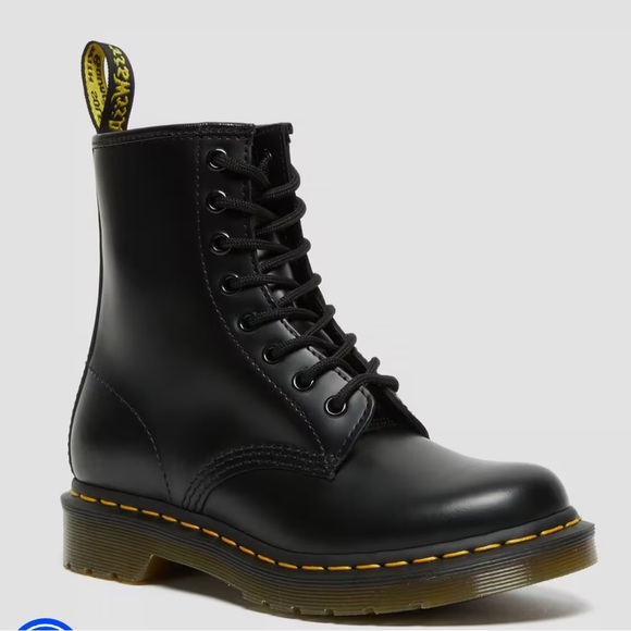 Doc Martens 1460 WOMEN'S SMOOTH LEATHER LACE UP BOOTS

size US women’s 5, UK 3 - Picture 2 of 7